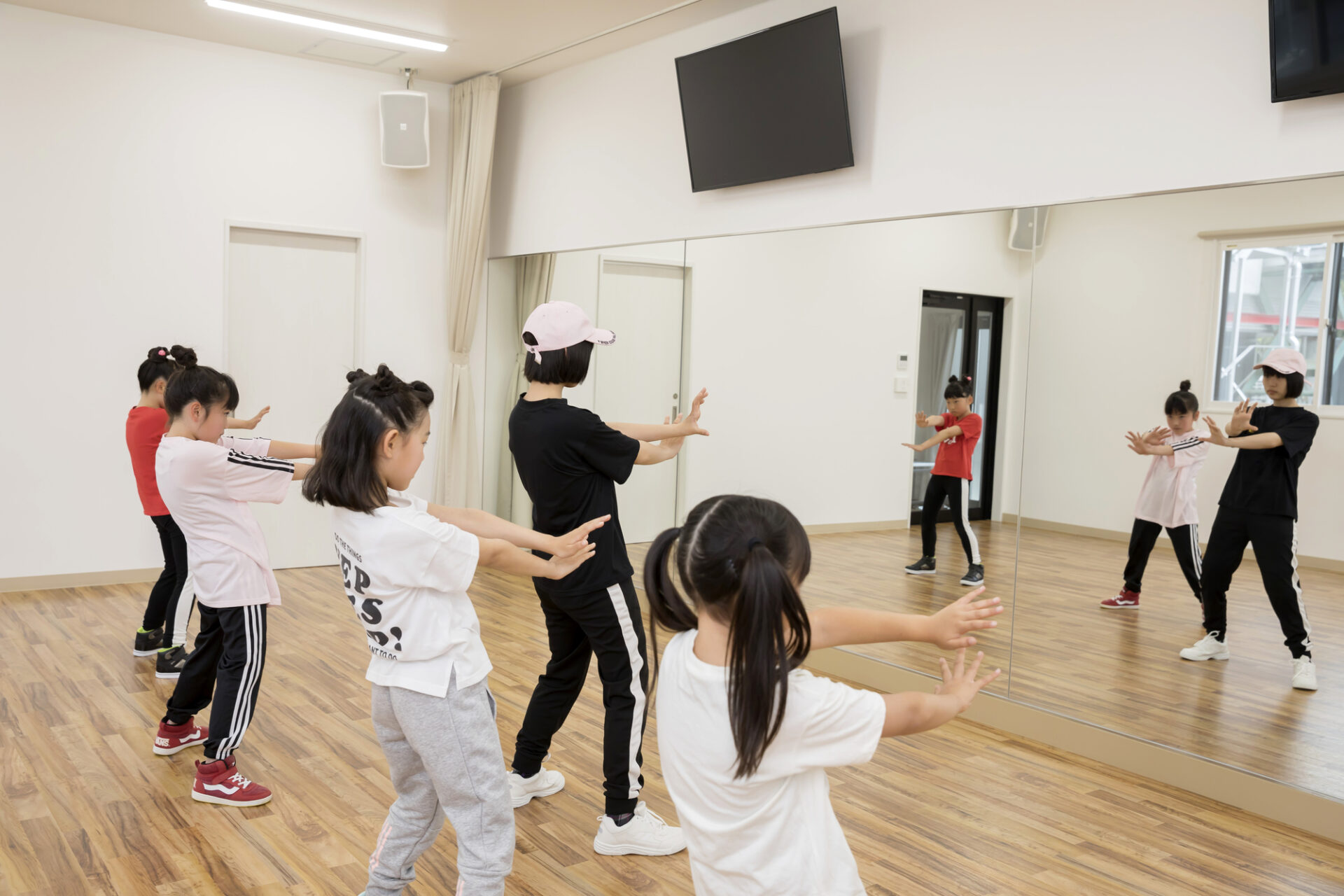 ダンス講師のイメージ