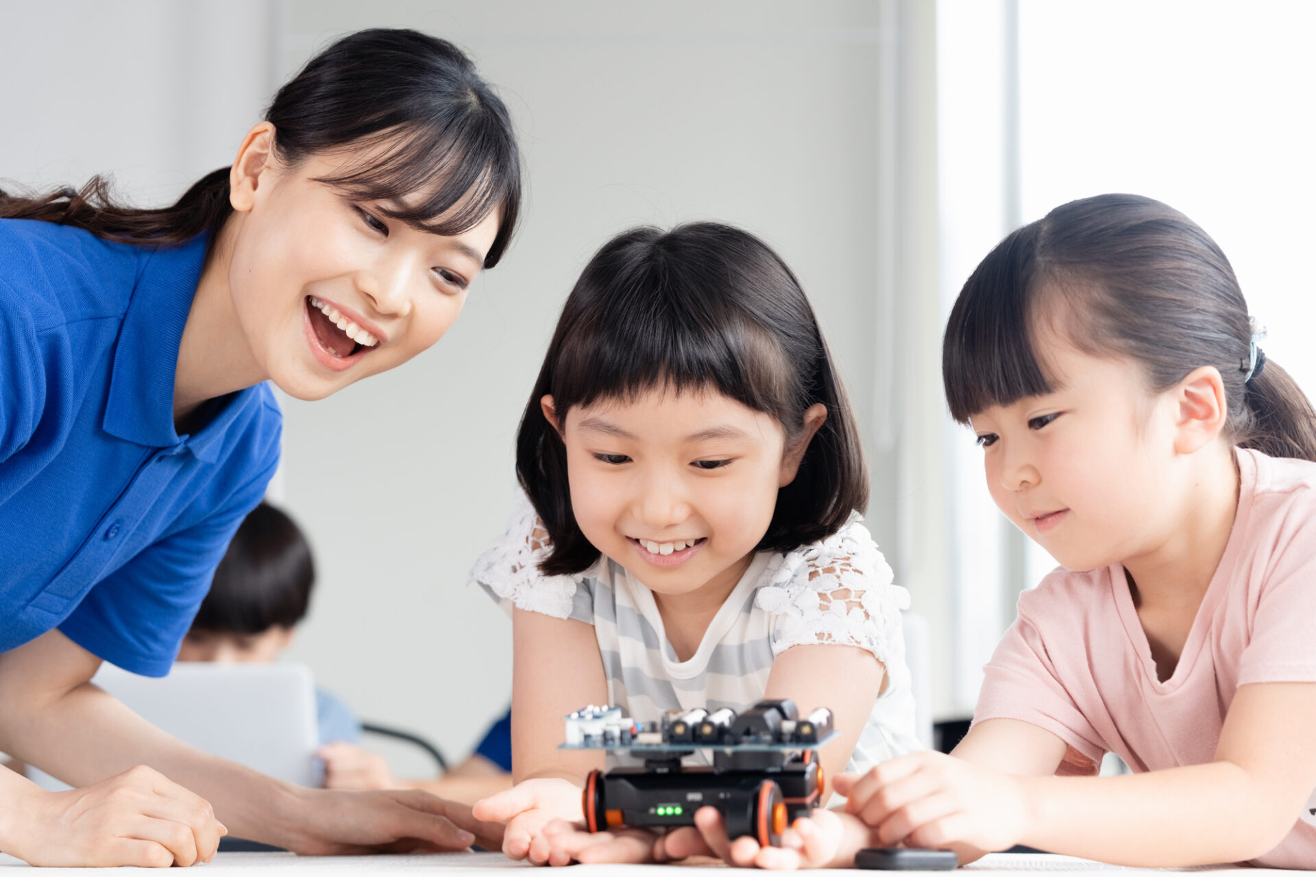 プログラミング講師のイメージ